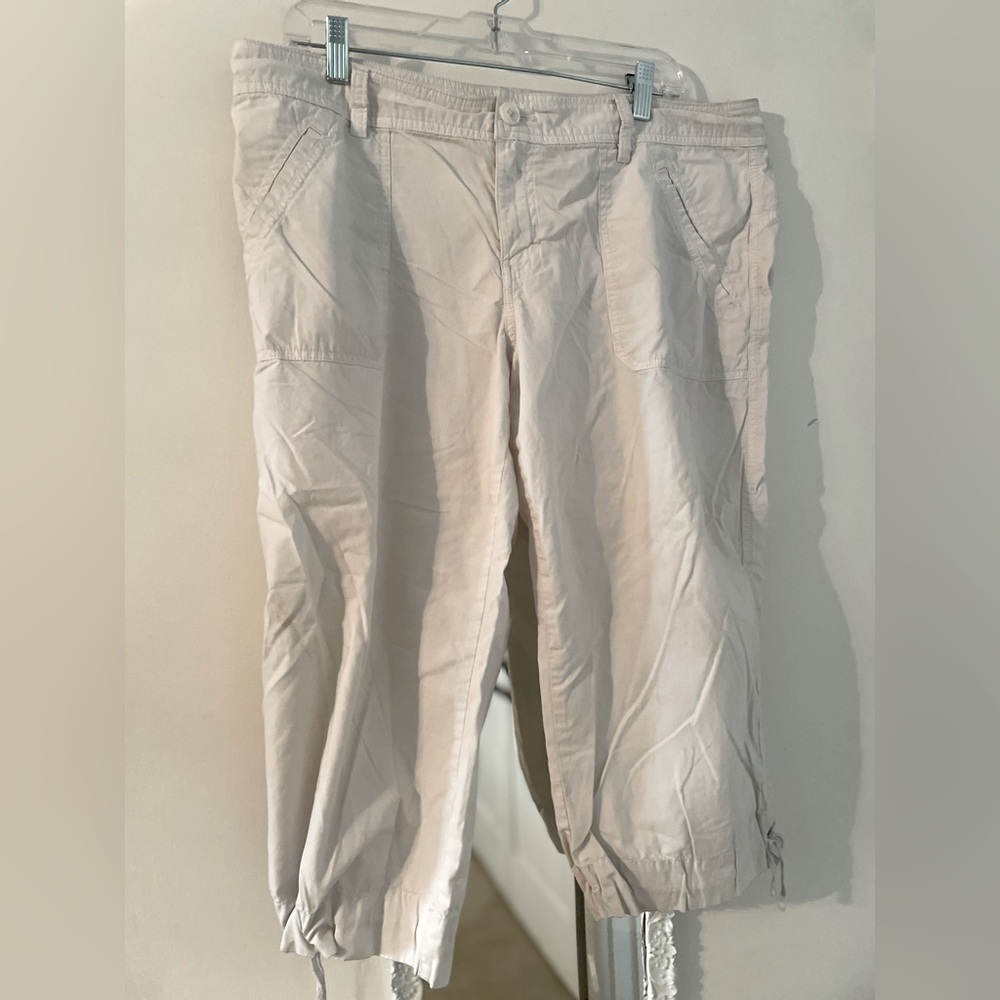 Izod twill capris/bermuda shorts, size 14, 100% cotton